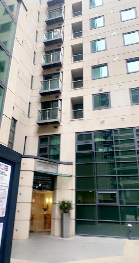 لندن Medilon'S Apartments المظهر الخارجي الصورة